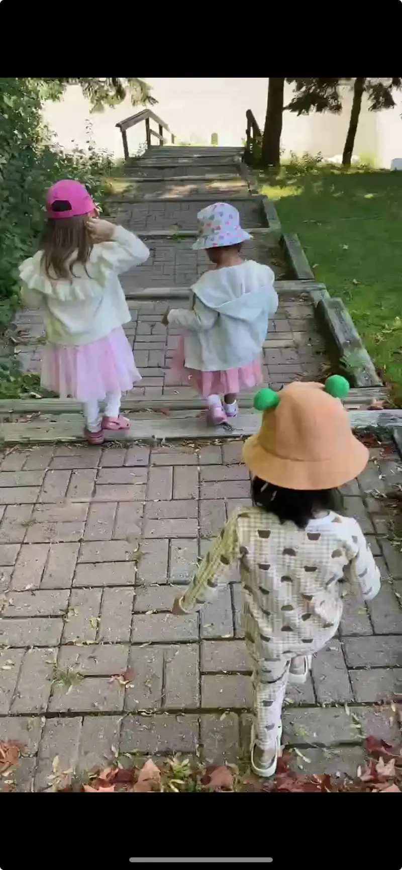 Home Daycare Newmarket | ECE-Led Care | Diana Daycare 9 Children exploring outdoors at Diana Daycare